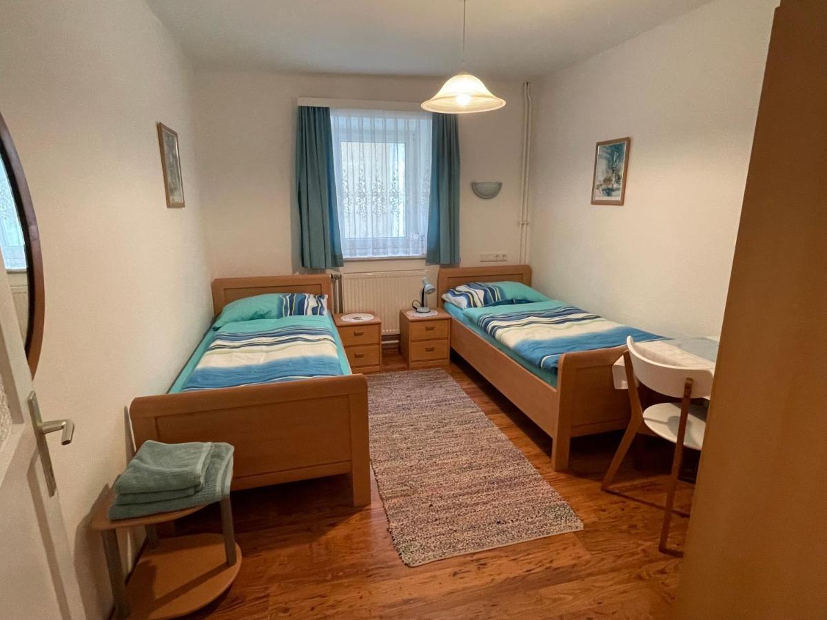 Gertis Blumenhof Privatzimmer, Ferienwohnung Gmund  Bagian luar foto