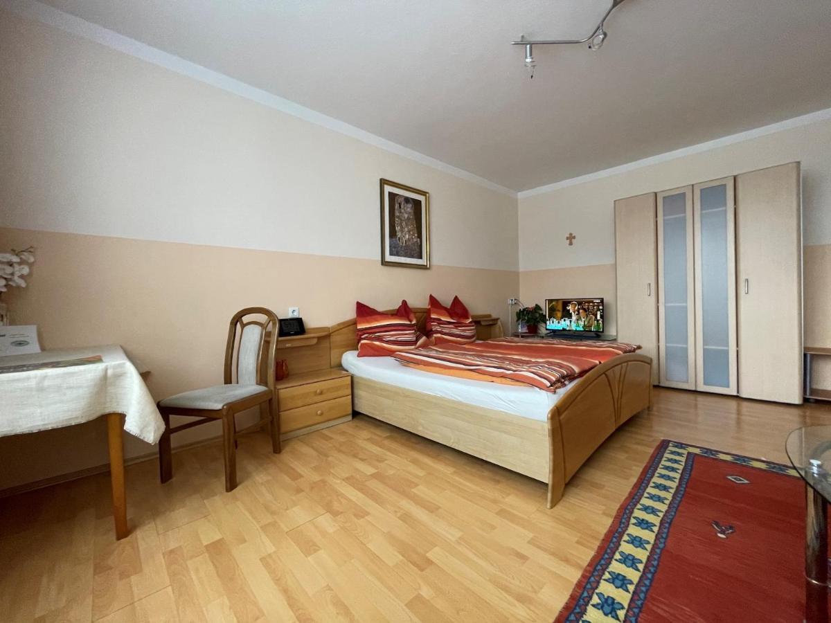 Gertis Blumenhof Privatzimmer, Ferienwohnung Gmund  Bagian luar foto